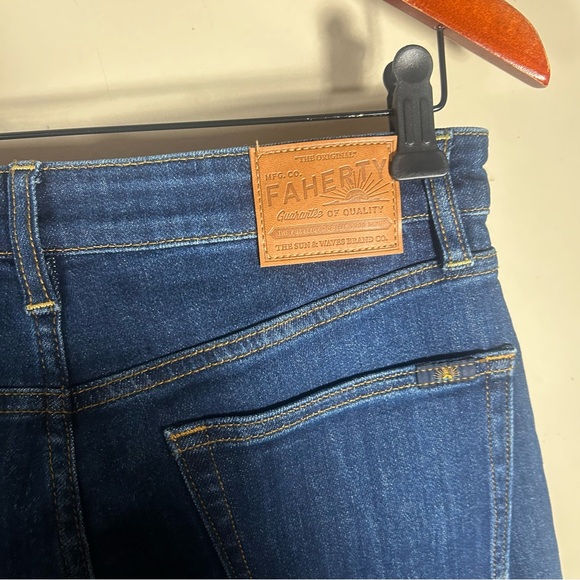 Men's Faherty Organic Cotton Slim Straight Denim - Cove Point Wash Size 29 - Picture 6 of 12